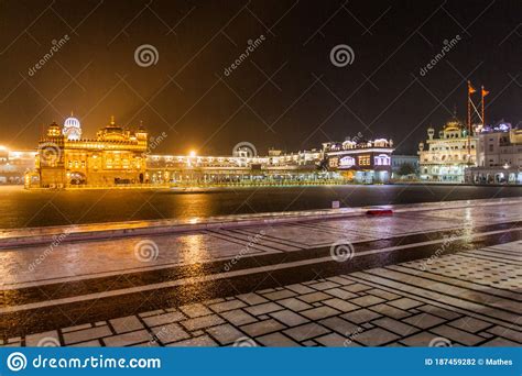 Night View of the Golden Temple (Harmandir Sahib) in Amritsar, Punjab ...