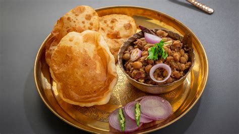 Top 10 Must-Try Indian Street Foods from Across the Country | Quizzop