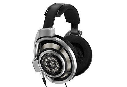 Sennheiser HD 700 vs HD 800 - Ears On Sound Comparison | Trusted Reviews