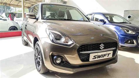 New Maruti Swift ZXi+ Top Variant Facelift - First Look Walkaround