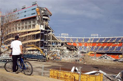 Mile High Stadium: 1948-2002 - 13MLB: Stadium Demolition - ESPN