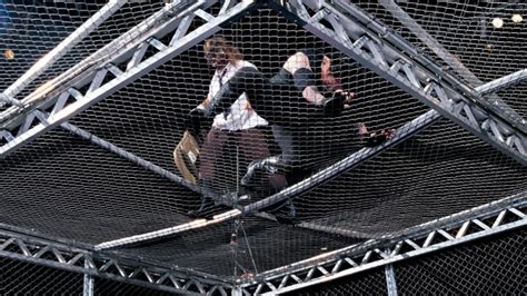 PHOTOS: Mankind And Undertaker’s Epic 1998 Hell In A Cell Match – Page ...