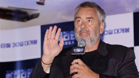 Luc Besson: Rape case dismissed for French film director - BBC News