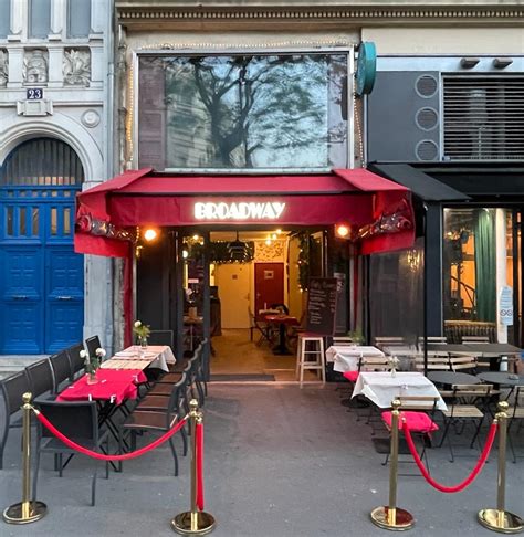 Broadway Comédie Café – Spectacle et Restaurant à Paris