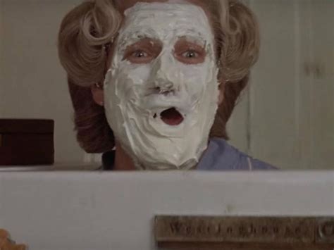 WATCH: Emotional ‘Mrs. Doubtfire’ Deleted Scenes