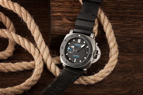 Panerai with Rubber Strap Ultimate Buying Guide - Bob's Watches