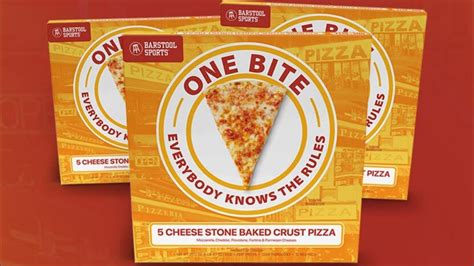 Barstool Sports Pizza Review | One Bite Everybody Knows The Rules!