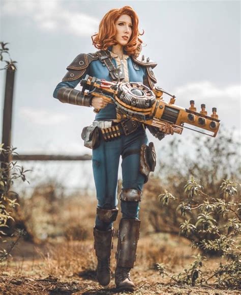 Awesome FALLOUT Vault Dweller Cosplay Photos — GeekTyrant