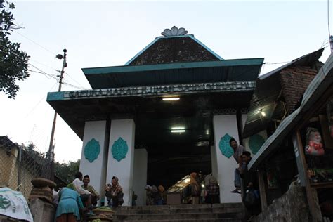 Masjid Sunan Muria Kudus | Dunia Masjid :: Jakarta Islamic Centre