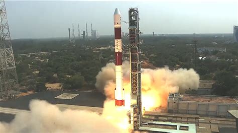 ISRO launches PSLV with Singaporean satellites - NASASpaceFlight.com