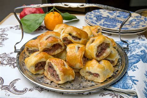 A Sausage Roll Recipe for Boxing Day - The New York Times