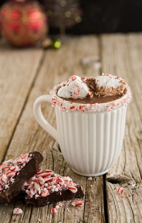 16 Best Alcoholic Hot Chocolate Drinks - Recipes for Spiked Hot Chocolate