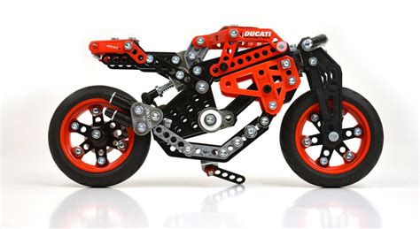 Ducati Meccano Model Sets Are Probably the Best Build-It-Yourself Toys ...