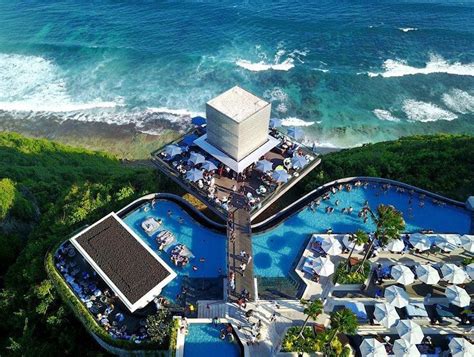 Uluwatu beach club — Top 5 most beautiful & best beach club in Uluwatu ...