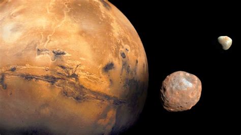 Phobos and Deimos are Fragments of Larger Martian Moon, Study Suggests ...