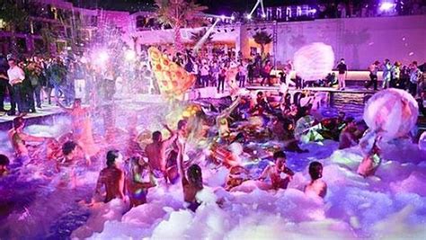 #AllPurpleAllNight: Breathless Riviera Cancun Opens in Grand Fashion ...