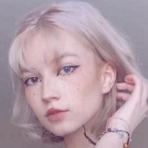 Kayla Wiggins - Age, Family, Bio | Famous Birthdays