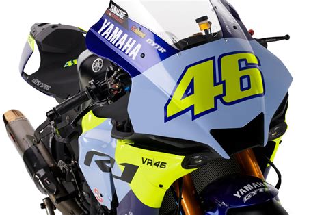 Lo último: El espectacular regalo a Valentino Rossi, una Yamaha R1 ...