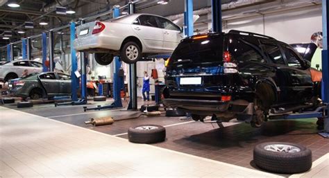 5 Tips For Starting An Electric Car Repair Shop