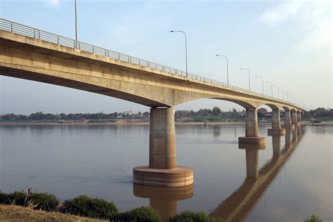 First Thai–Lao Friendship Bridge - Wikipedia