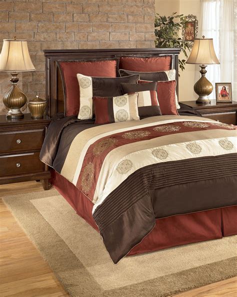 Long Lasting Comforter and Bedding Sets