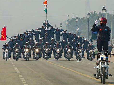 Republic Day Parade 2023- How to Book Tickets - TripSrip