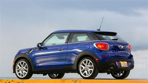 2013 MINI Cooper S Paceman ALL4 First Drive Video