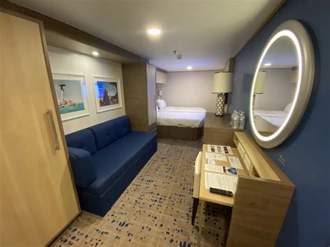 What a Room on Royal Caribbean's Odyssey of the Seas Cruise Looks Like ...