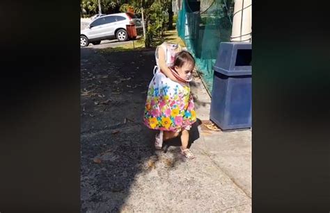 This Young Girl's Headless Halloween Costume Is Both Horrific And Cute ...