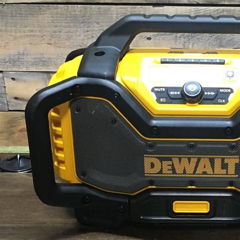 Pro-Spective Review: DeWALT Bluetooth Speaker/Charger - Lazy Guy DIY