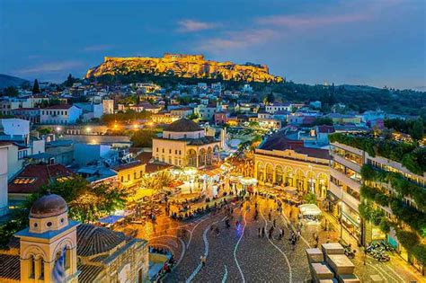 Explore the Beauty of Athens at Night In 2024