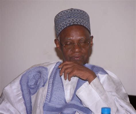 Former President Shehu Shagari denies endorsing GEJ, blasting Buhari