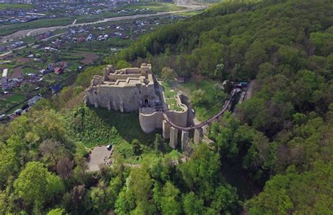 Cetatea Neamțului, unul dintre monumentele medievale excepționale