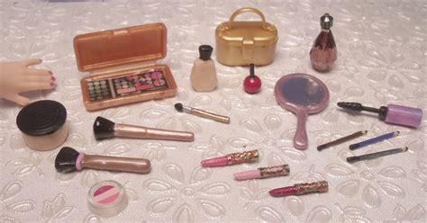 Barbie MAKEUP COSMETICS accessories for dollhouse vanity bathroom... 1/ ...