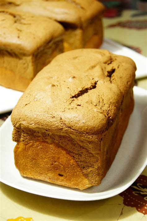 Alaishaa's Kitchen: Chocolate Cake Bread