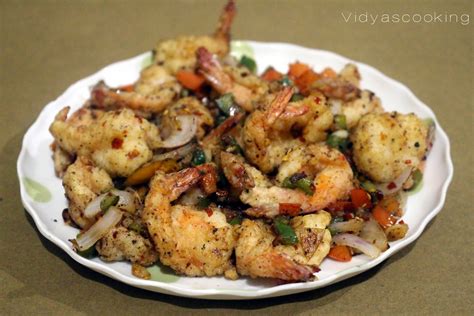 Salt & Pepper Prawns Recipe