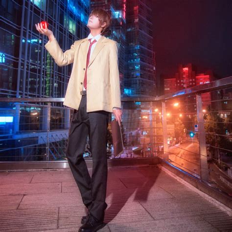 Light Yagami Cosplay Costume Guide - Death Note World - Cosplay Archive