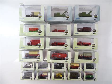 Lot 21 - A group of OXFORD DIECAST 1:76 scale vehicles