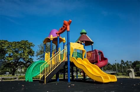 Manufacturer of Commercial Playground Equipment and Amenities for Sale