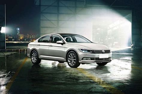 Volkswagen Passat Price, Images, Mileage, Reviews, Specs