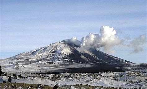 Hekla volcano (Iceland): strong inflation suggest volcano could be ...