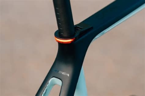 Orbea launch revamped Gain e-road bike for 2021, with fully internal ...