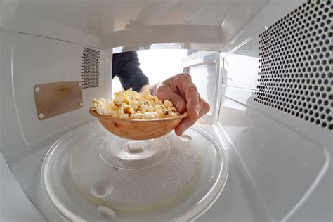 How To Microwave Popcorn In Glass Bowl - The Best Way!