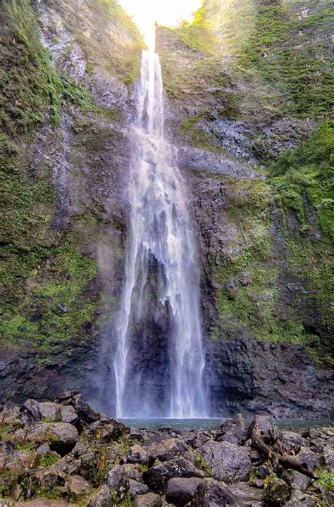 Discover the Majestic Waterfalls of Kauai