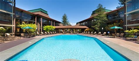 DoubleTree By Hilton Seattle Airport - Day Rooms | HotelsByDay