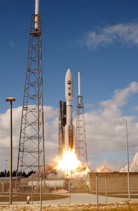 Rocket,start,spaceport,satellite,fire - free image from needpix.com