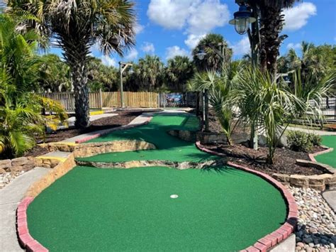 Miniature Golf - Boca Raton, FL | Boomers Park