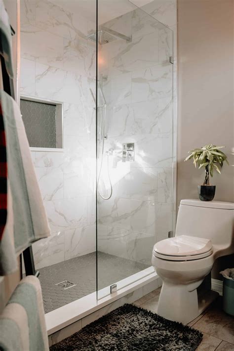 Maximize Your Small Bathroom: 10 Space-Saving 5x8 Bathroom Layout Ideas