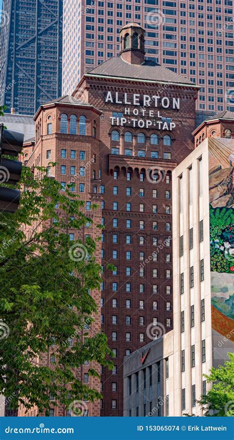 Allerton Hotel Tip Top Tap in Chicago - CHICAGO, USA - JUNE 11, 2019 ...