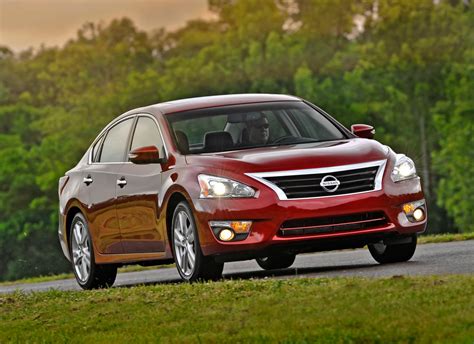 Review: Nissan 2013 Altima S 2.5 | WIRED